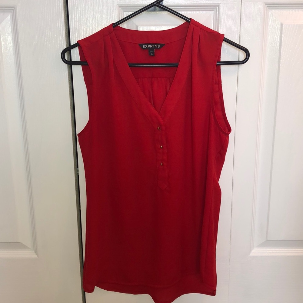 Lightweight button up sleeveless blouse